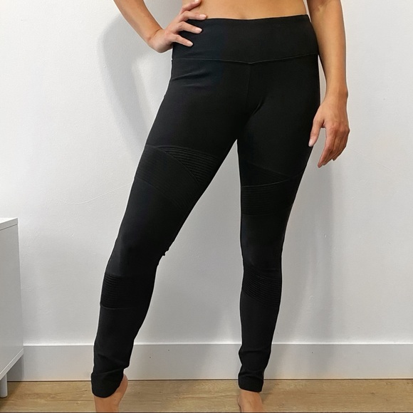 Motto Style Leggings - Picture 2 of 6